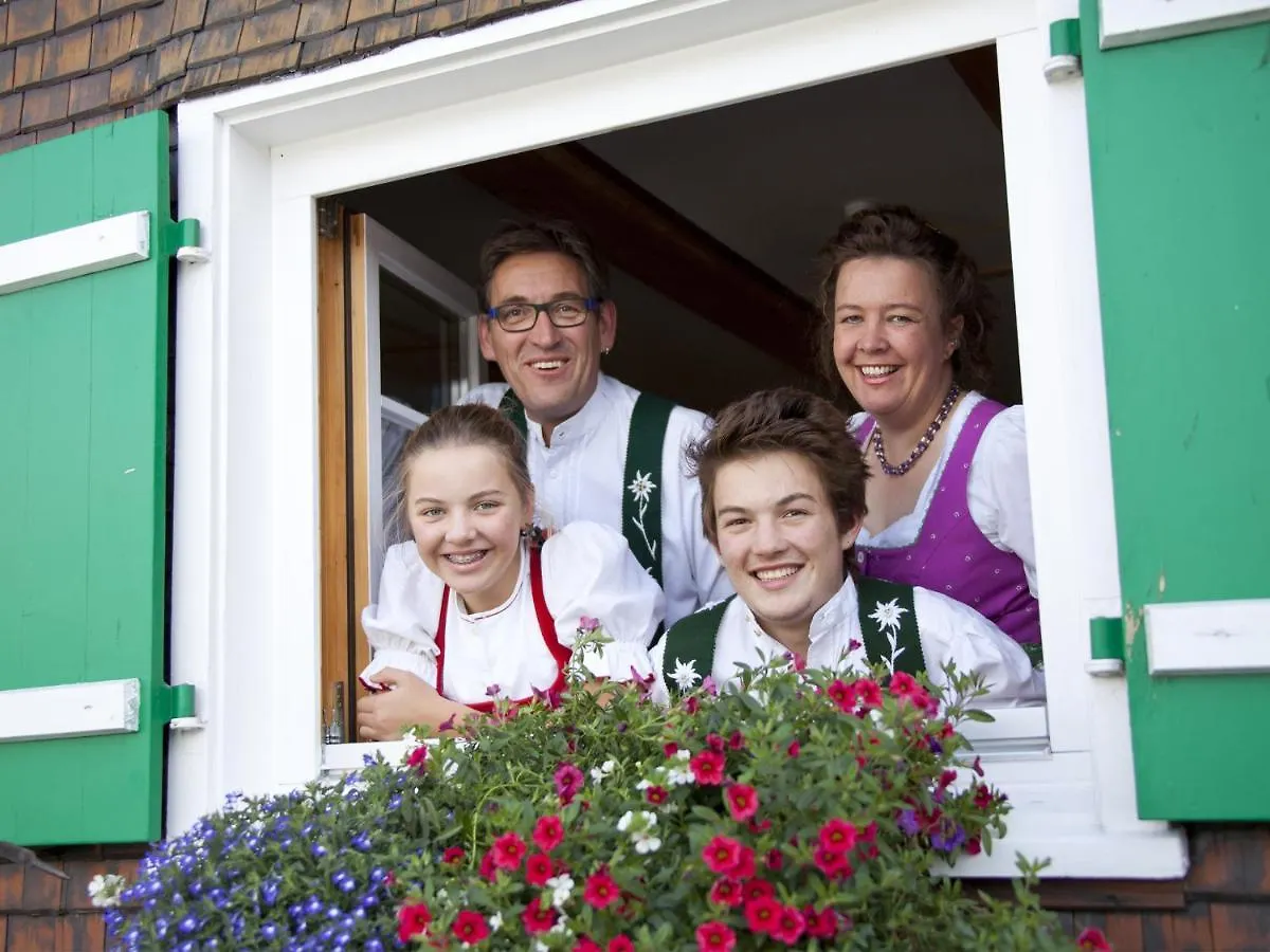 Hotel Familien- Und Wellnesshotel 